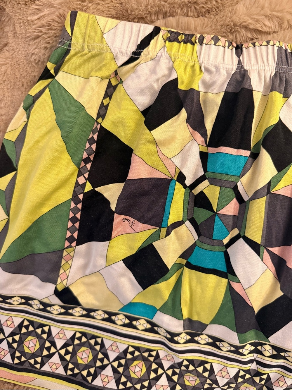 Authentic Pucci Skirt - Picture 2 of 6